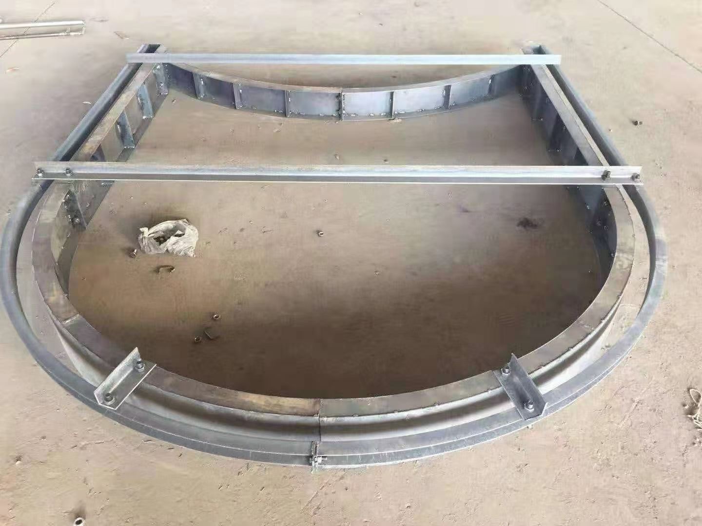 oģ